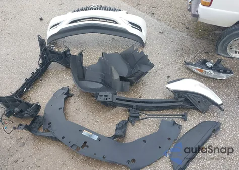 2017 Buick Enclave Leather z USA, uszkodzony, nr VIN 5GAKVBKD5HJ297831